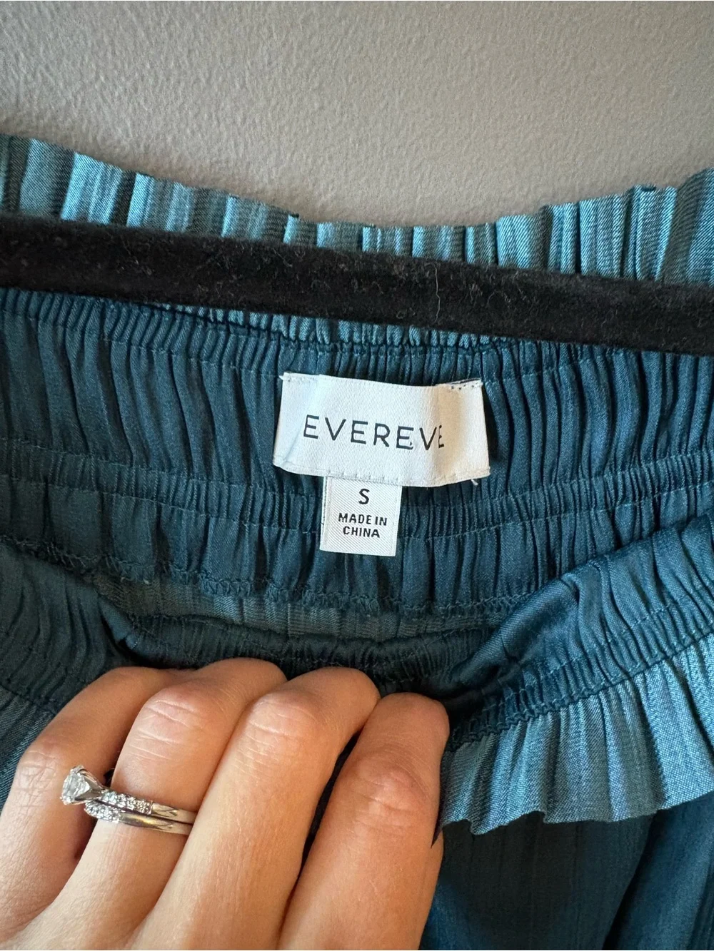 Evereve Teal Off-Shoulder Peasant Blouse in Teal - Small